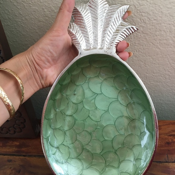 Large pineapple dish - Picture 2 of 7